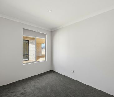 Brand New Two Bedroom Dual Living Property! - Photo 3