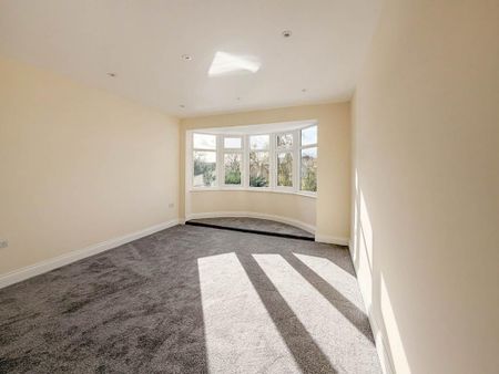 6 bedroom semi-detached house to rent - Photo 4