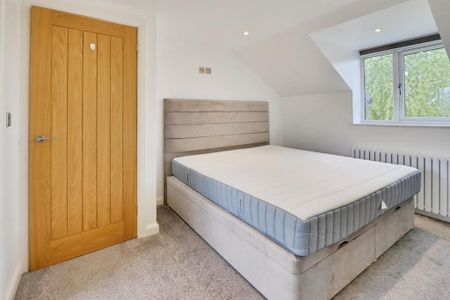 3 bedroom detached house to rent - Photo 3