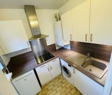 Location Appartement 1 pièce 33m² CHATELLERAULT 86100 - Photo 1