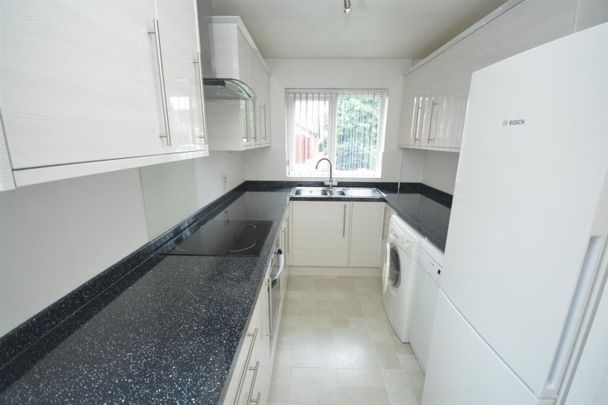 2 BED Detached bungalow To rent - Photo 1