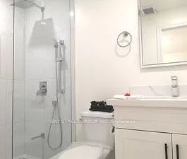 Detached Home For Lease | N9230924 - Photo 2