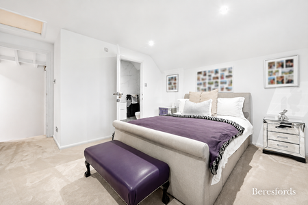 4 bedroom detached house to rent - Photo 4