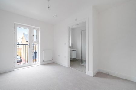 2 bedroom semi-detached house to rent - Photo 3