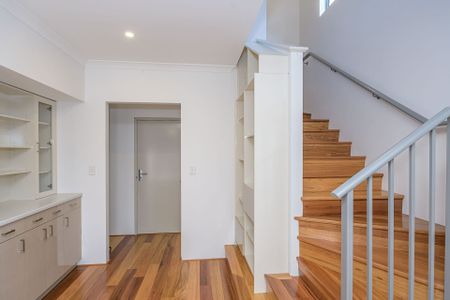 14 Somerset Street, - Photo 5