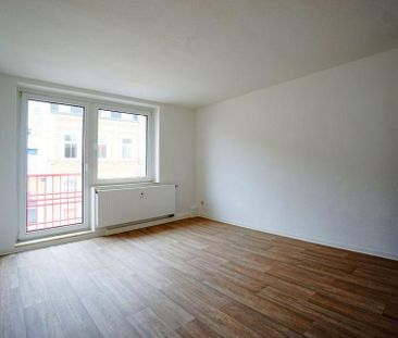 Im Herzen von Plauen - Familienwohnung mit großem Wintergarten - Foto 1