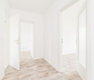 Erstbezug nach Sanierung - 4-Raum-Familienwohnung - Foto 3