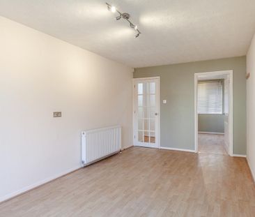 5 bedroom detached house to rent - Photo 2