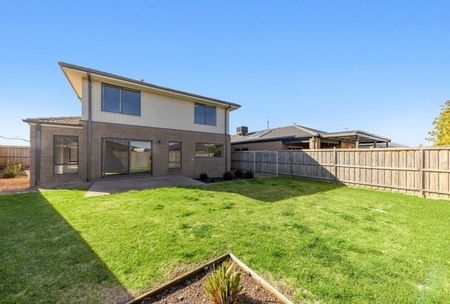 50 Indura Drive, Werribee - Photo 2