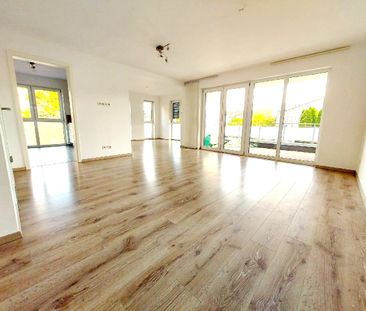 Ideal für 1-3 Personen! Lichtdurchflutete 3-Zimmer-Wohnung mit 2 Ba... - Photo 2