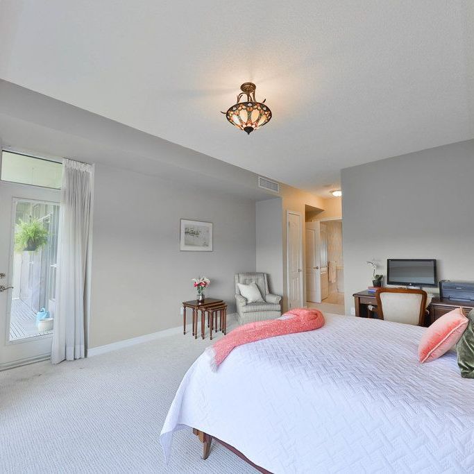 For Lease - 1900 The Collegeway N/A Unit# 807, Mississauga, Ontario - Photo 1