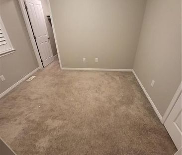 For Lease - 70 TAPADERO Avenue, Kanata, Ontario - Photo 6