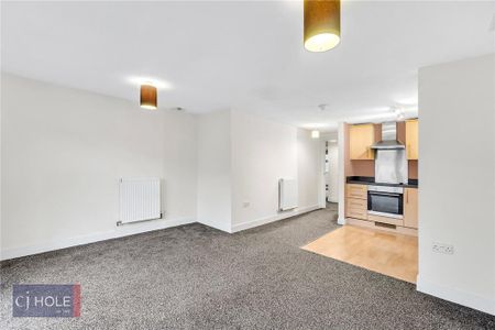 2 bedroom apartment to rent - Photo 4