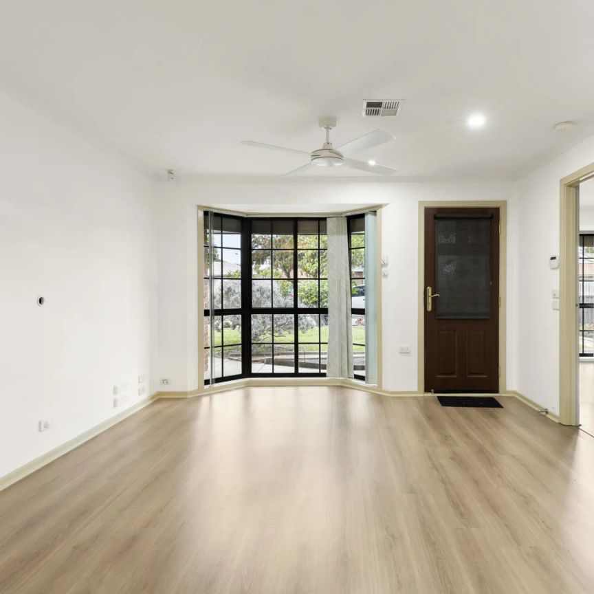 WELL-MAINTAINED HOME IN THE HEART OF WERRIBEE - Photo 1