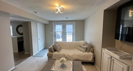 42 Rosemary Lower Orillia | $1950 per month | Utilities Included - Photo 4