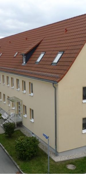 Rositz, Attraktive Zwei-Raum-Wohnung mit Balkon (ME69) - Photo 1