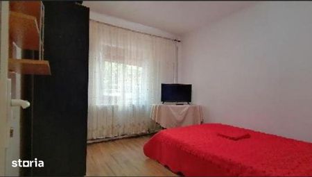 City Park Mall- Garsoniera mobilata-utilata,gaze- 325euro/luna - Fotografie 3
