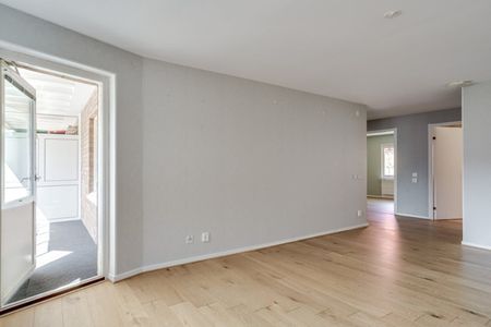 Örebro - 3rok - 7mån - 11.500kr/mån - Photo 3