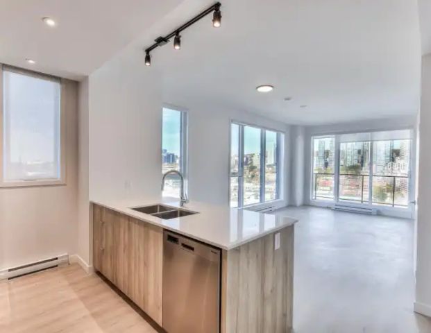 Le Vittorio - 150 Du Séminaire, Griffintown | 150 Rue du Séminaire, Montreal - Photo 1