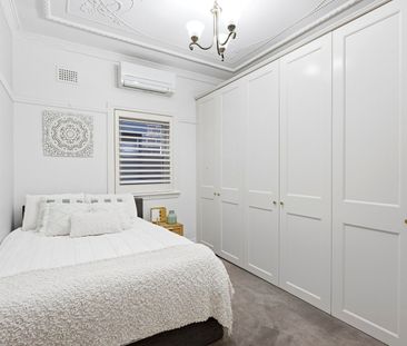 Convenient Living in a Prime Location - Photo 5