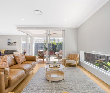 Fully Furnished Coastal Dream in Award Winning Estate! 7 Month Leas... - Photo 3