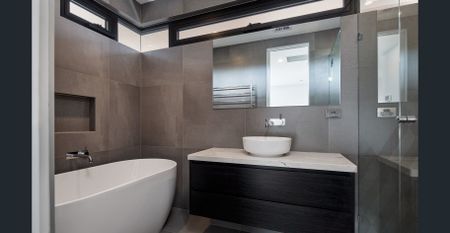 Modern Luxury Townhours - Photo 3