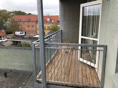 Vejle - Centrum, lys 2-3vær m balkon - Foto 2