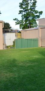 Open the Door to Family Comfort - Photo 3