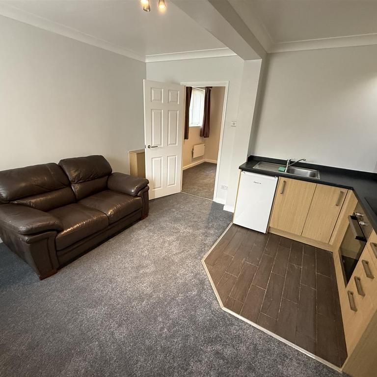 1 bedroom maisonette to rent - Photo 1