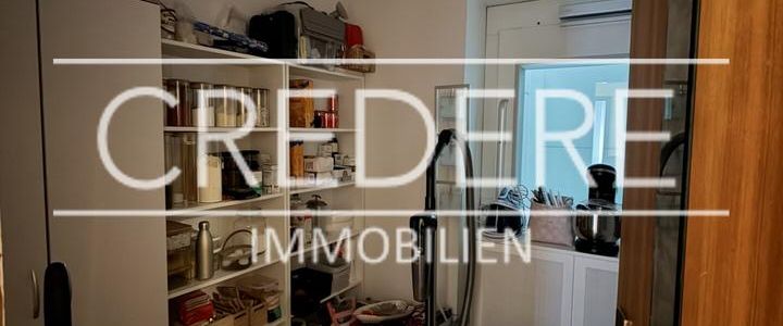 Mitten im Zentrum: Schöne 2- Zimmer Wohnung mit Echtholzparkett - Photo 1