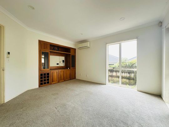 14B Bowling Avenue, Epsom – Renovated 5-Bedroom Standalone Home! - Photo 1