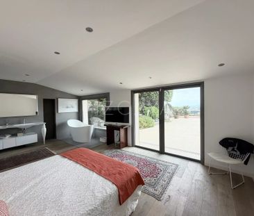 Location Maison 8 pièces 301m² NICE 06000 - Photo 2