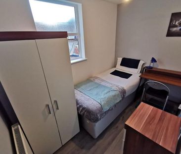 4 bedroom house share to rent - Photo 5