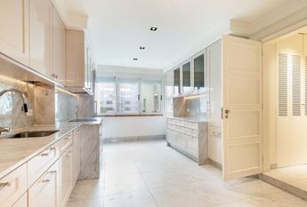 Apartamento T4 em Lisboa