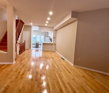 For Lease - 23 Observatory Lane Unit# 245, Richmond Hill, Ontario - Photo 1