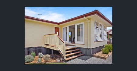 Renovated Weatherboard Home on Specious Block - Photo 2