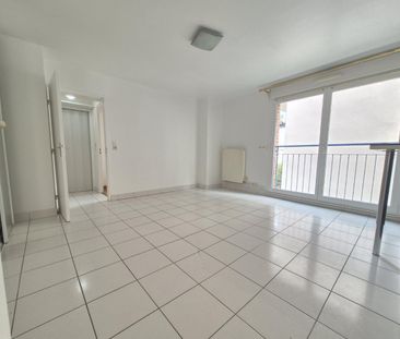 Location Appartement 2 pièces 43m² ARRAS 62000 - Photo 3