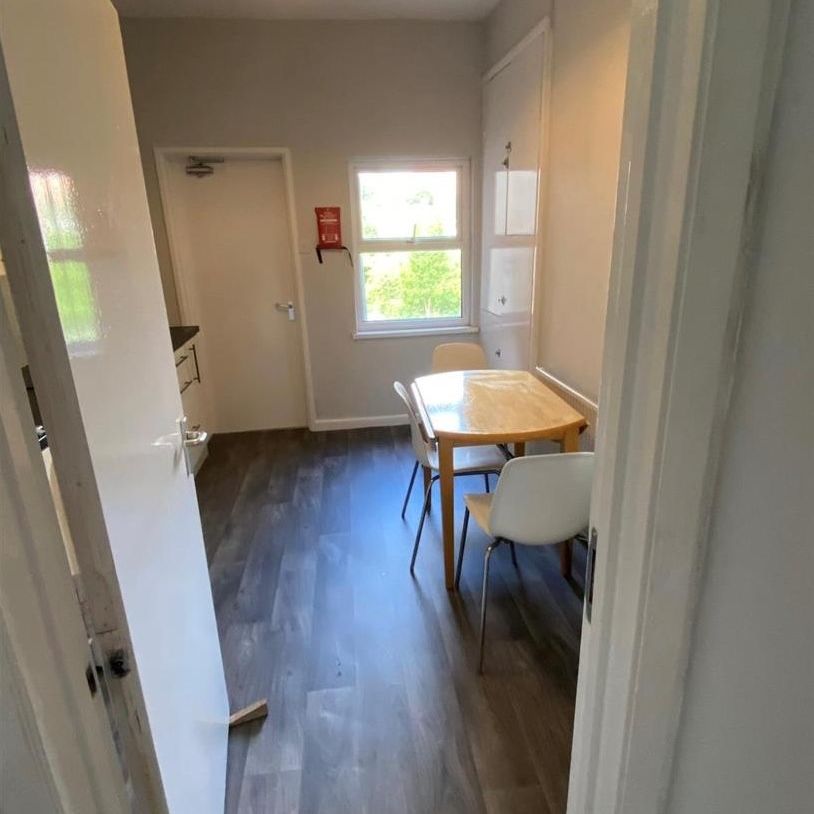 Luccombe Hill, Redland, Bristol - Photo 1