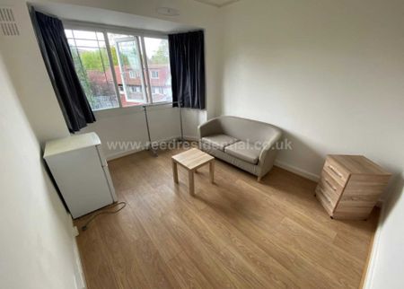 Gibbins Road, Selly Oak - Photo 2
