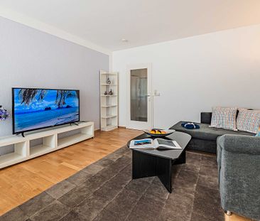 City-Residence: Schön möblierte 2-Zimmer-Wohnung mit Balkon - Photo 2