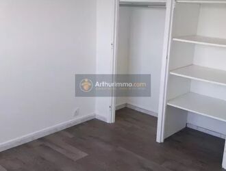 Location Appartement 3 pièces 63 m2 à Saint-Raphaël - Photo 3