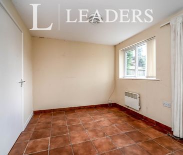 1 bedroom bungalow to rent Luton Road, Wilstead, Bedford, Bedfordsh... - Photo 2