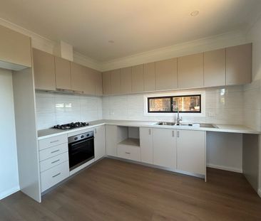 BRAND NEW Modern Granny Flat! - Photo 4