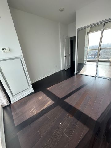 For Lease - 386 Yonge Street Unit# 5714, Toronto, Ontario - Photo 3
