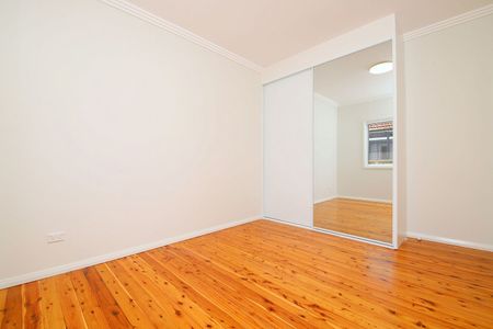 Three Bedroom Home - Photo 2