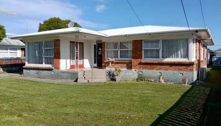 144 Comries Road - Photo 3