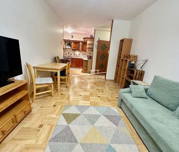 Wygodne dla PARY lub SINGLA - Metro STOKŁOSY - Photo 5