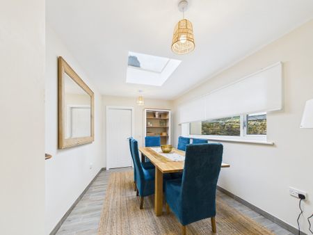 4 Bedroom Cottage - Photo 4