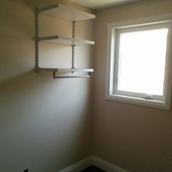 FANTASTIC 4 BED 2 FULL BATH APARTMENT - PERFECT FOR STUDENTS!!! - Photo 1