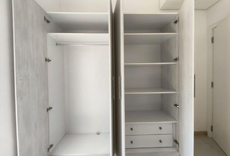 Charming 3 BR Nasma Residence with Pool & Balcony - Photo 3